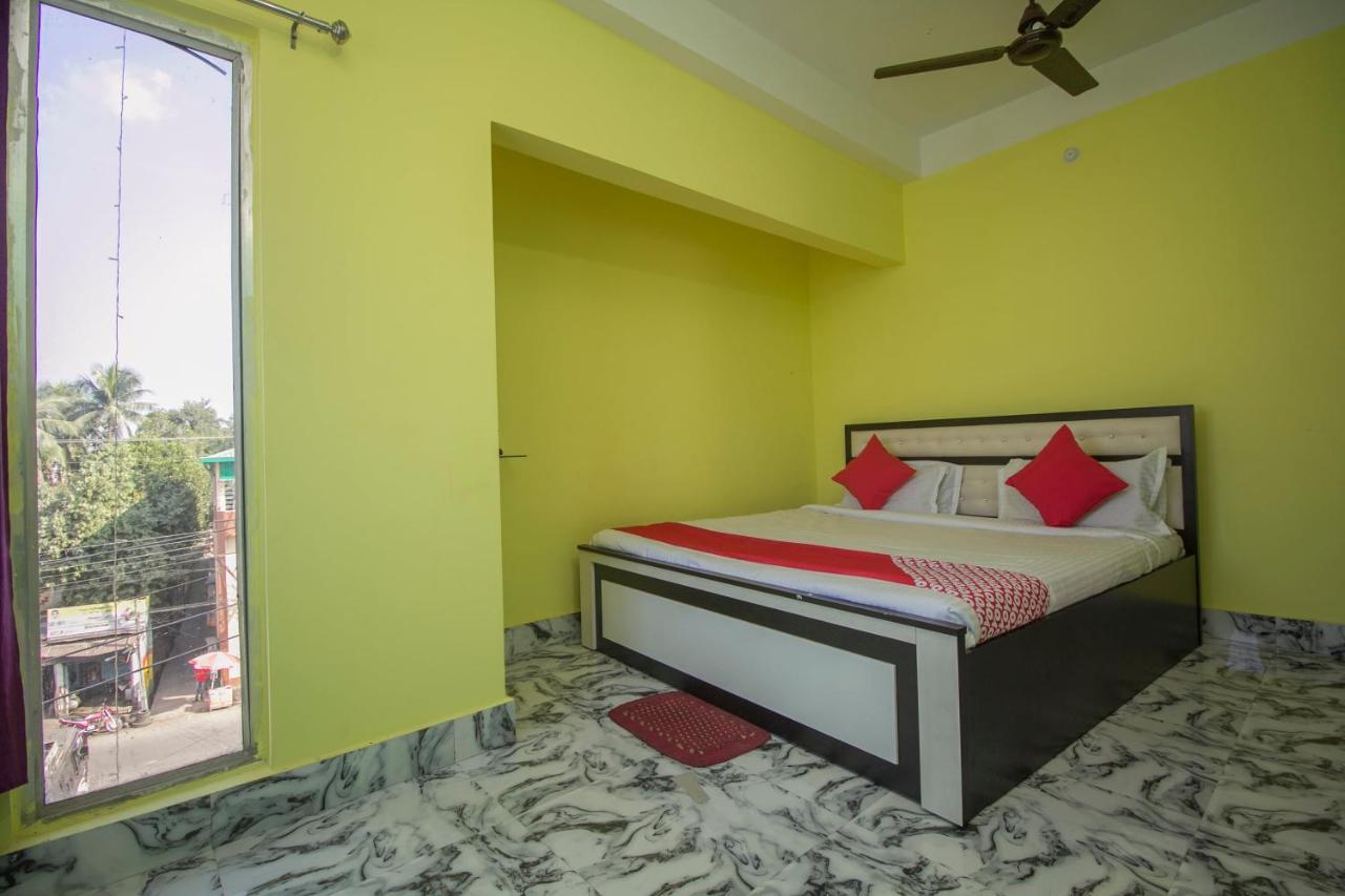 Spot On 24229 Radharani Lodge Siliguri Dış mekan fotoğraf
