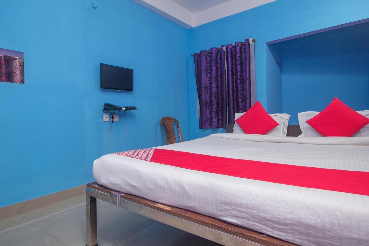 Spot On 24229 Radharani Lodge Siliguri Dış mekan fotoğraf