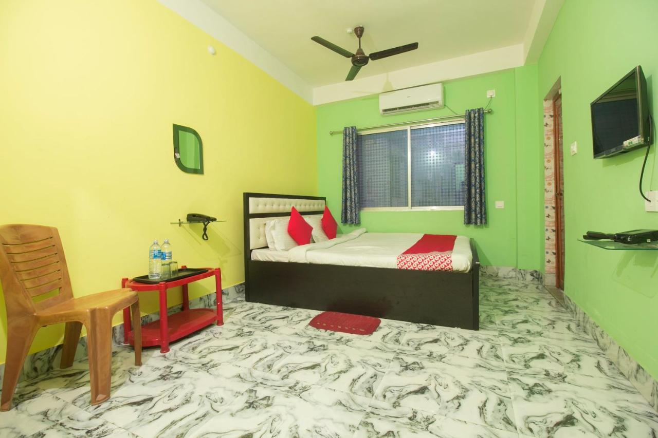 Spot On 24229 Radharani Lodge Siliguri Dış mekan fotoğraf