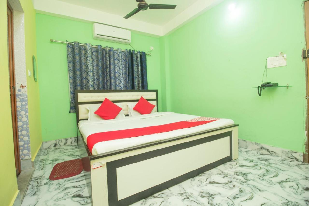 Spot On 24229 Radharani Lodge Siliguri Dış mekan fotoğraf