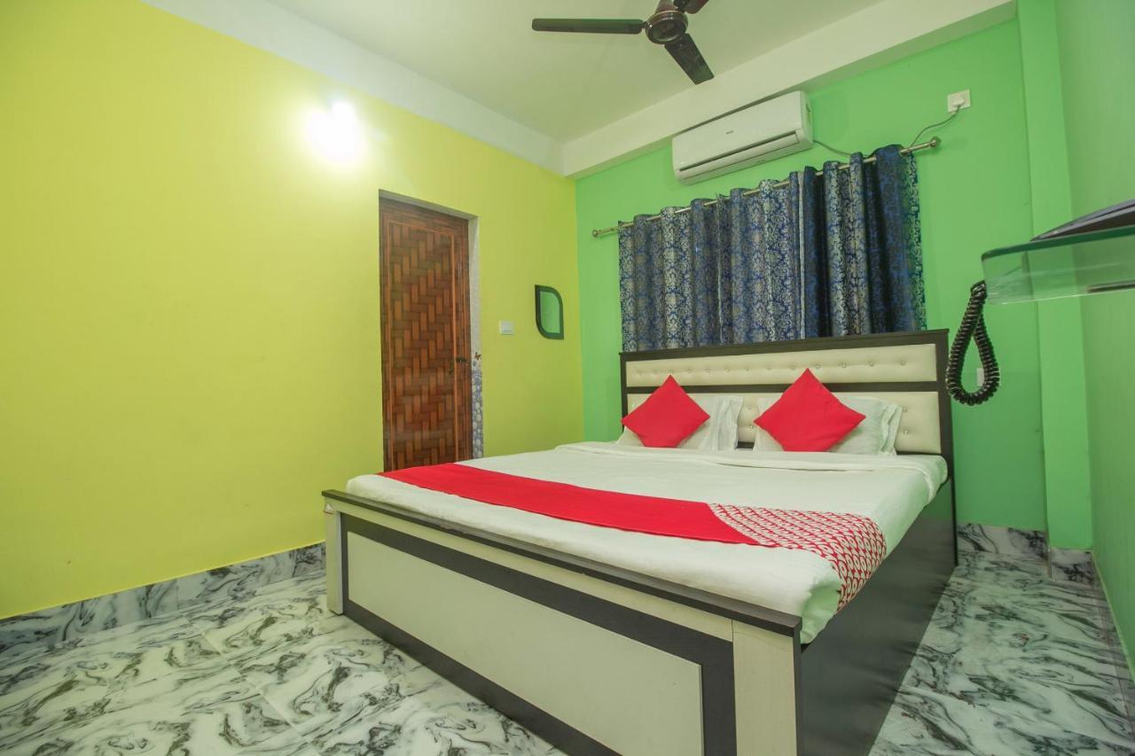 Spot On 24229 Radharani Lodge Siliguri Dış mekan fotoğraf